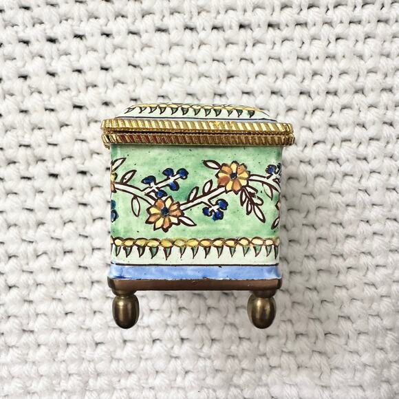 Empress Art 2002 Vintage USA Made Blue Green Floral Stamp Dispenser Hinged Box - Picture 5 of 9